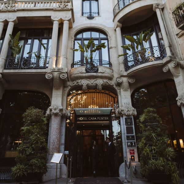 Casa Fuster entrada Celebración 30 aniversario de CINCOS