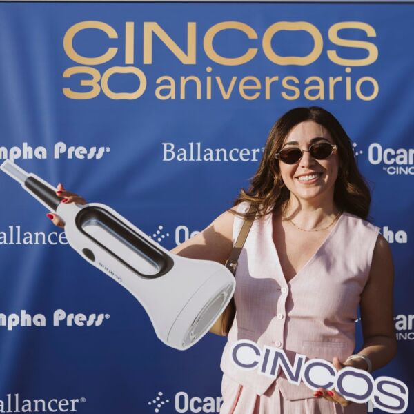 Colaboradora celebración 30 aniversario de CINCOS