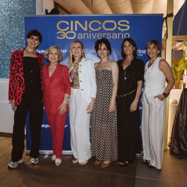 Grupo celebración 30 aniversario de CINCOS